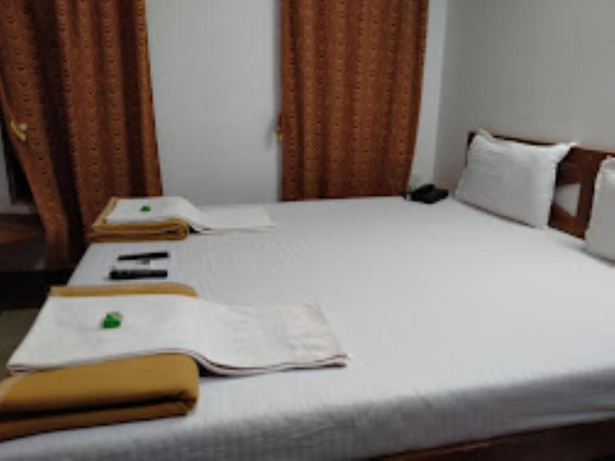 Blue Sea Beach Resort Malvan Ngoại thất bức ảnh