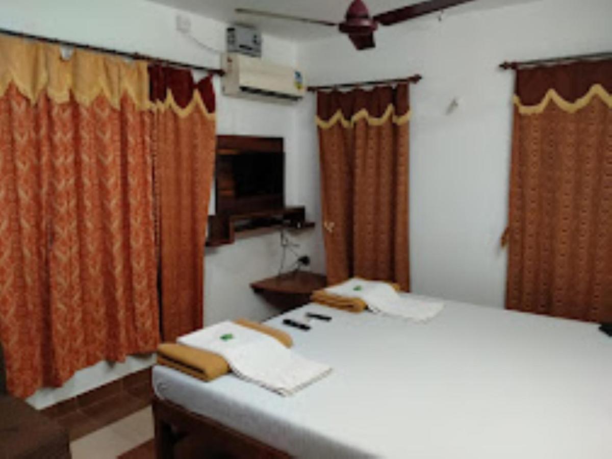 Blue Sea Beach Resort Malvan Ngoại thất bức ảnh
